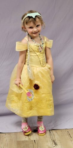 Cosplay Image 2: Belle